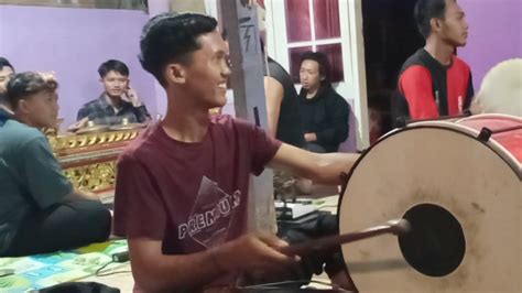 kuntutan